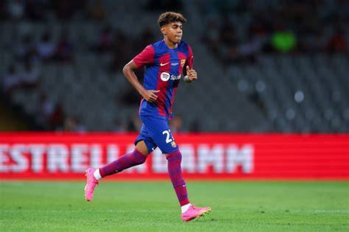 Bar&ccedil;aJuwel Lamine Yamal vor Berufung in die Seleccion