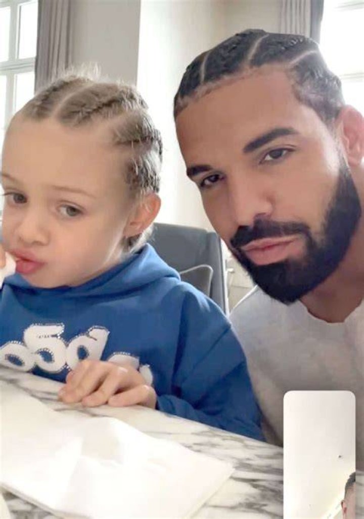 Drake with his daughter