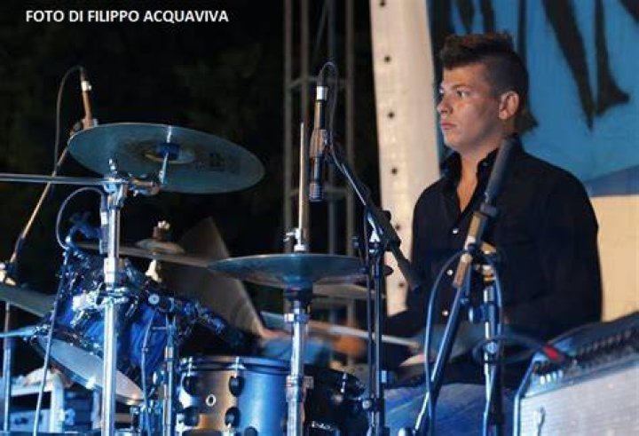 Filippo Acquaviva, batterista di Gazzaniga tra Sanremo e XFactor "Amo