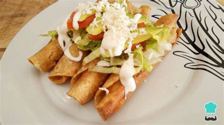 Flautas de pollo y queso Receta MEXICANA