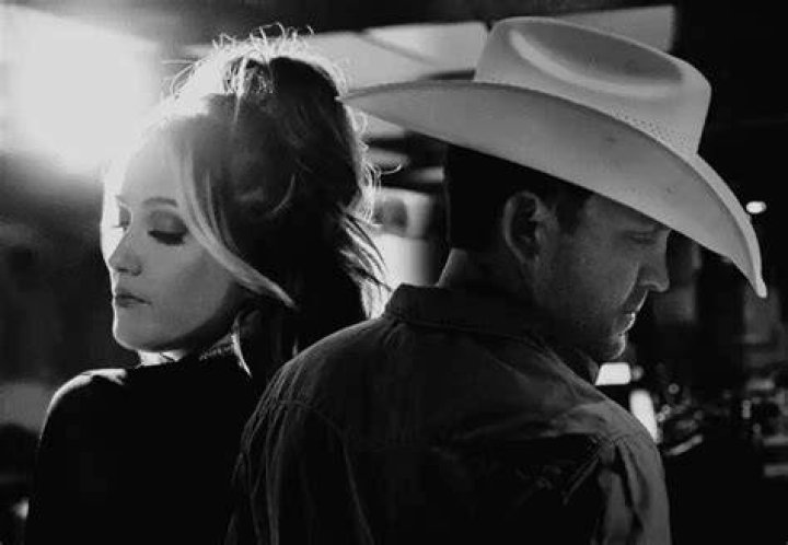 Justin Moore Releases Steamy New Duet with Priscilla Block [LISTEN