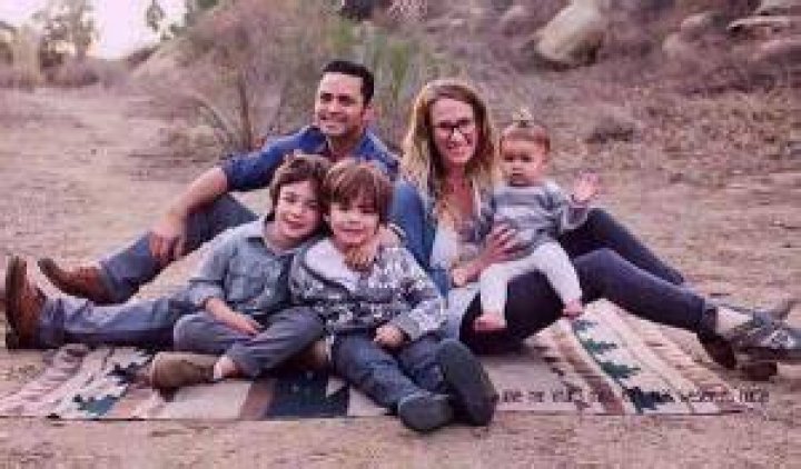 Kim Vitar Bio, Spouse, Kids, Photography Career (2023)