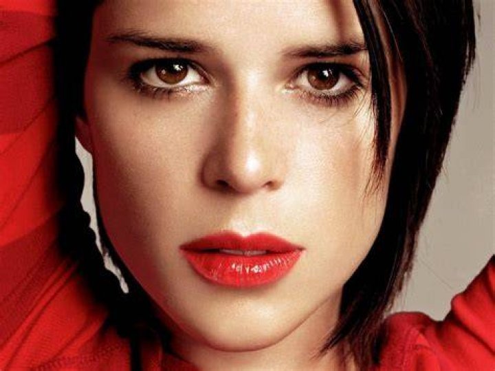 Neve Campbell Neve Campbell Wallpaper (225382) Fanpop