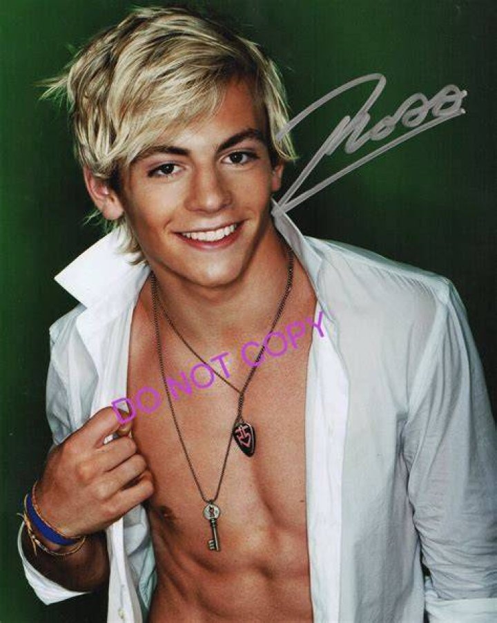 Ross Lynch & Cast From THE BOYS College Spinoff GEN V Celebrate Jaz