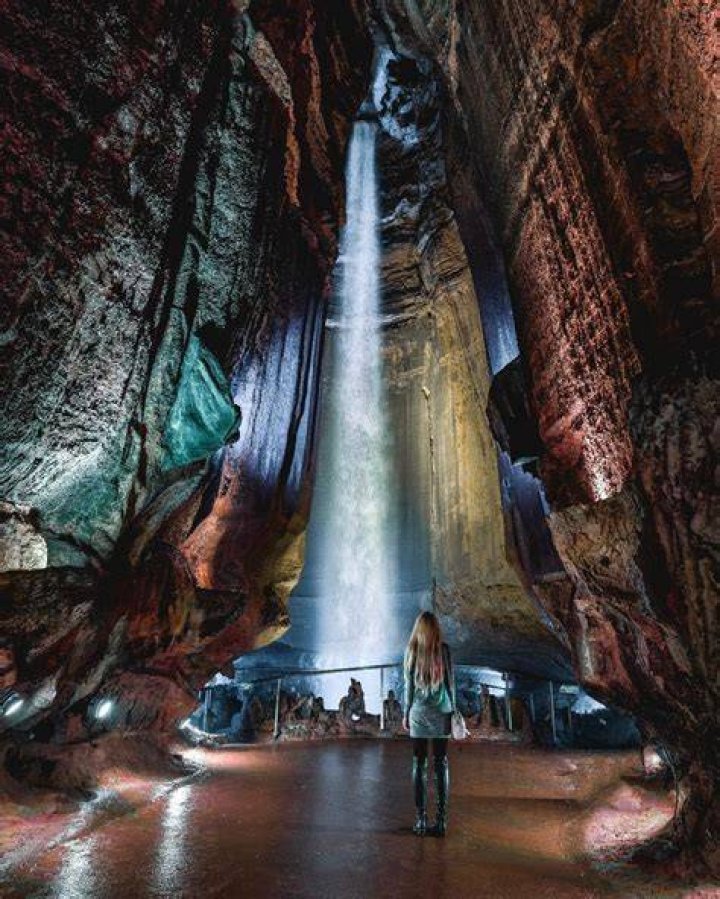 Ruby Falls, Tennessee The Tallest Underground Waterfall In America