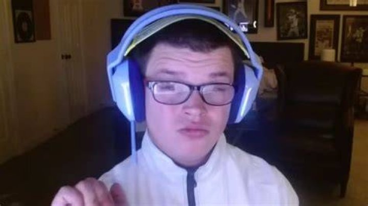 Sketch (Streamer) Video Gallery Know Your Meme
