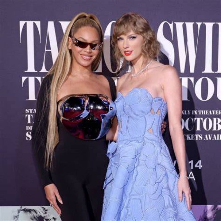 Unforgettable Moments: Beyonce And Taylor Swift At The VMAs