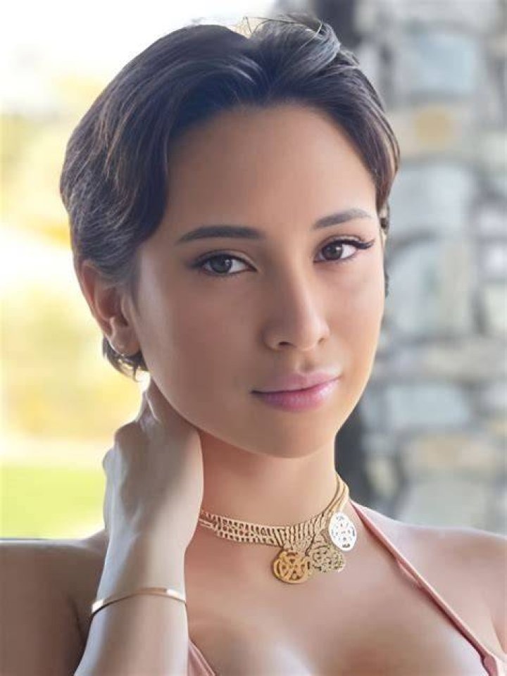Veronica Perasso Wiki Age, Height & Net Worth